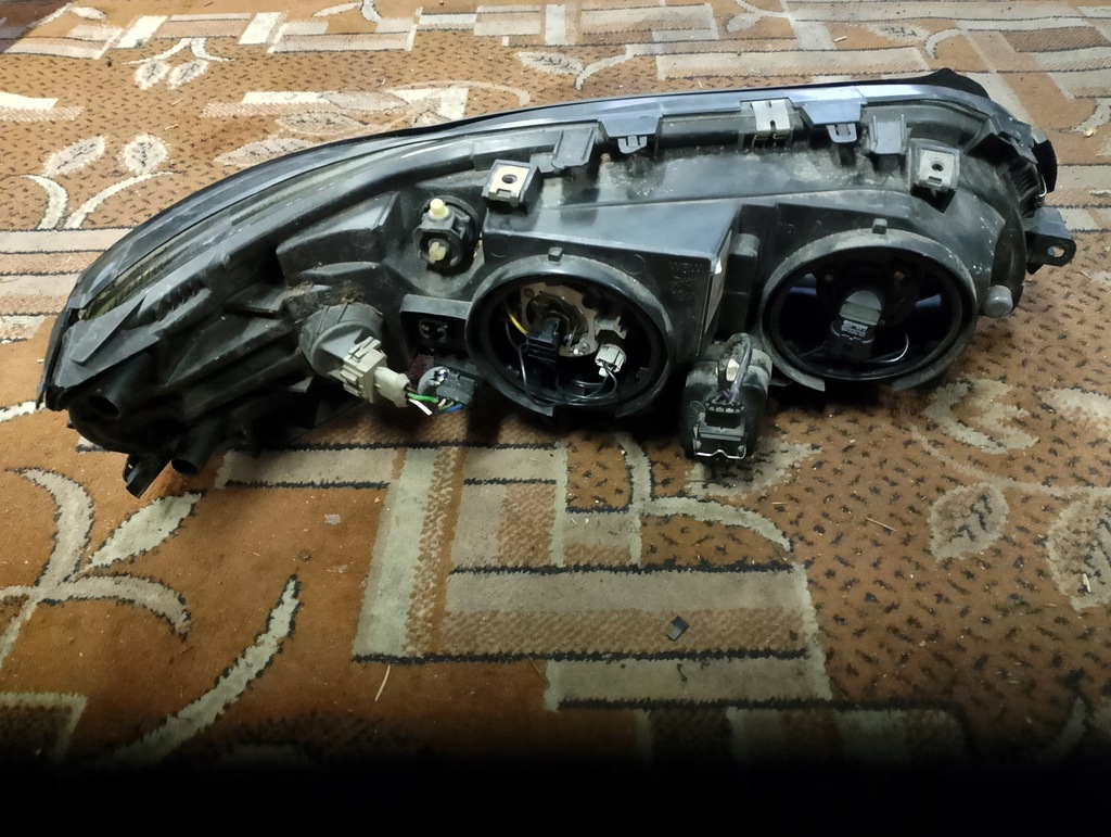 фото №6, Левая лампа перед volvo s70 v70 2 ii 89006878