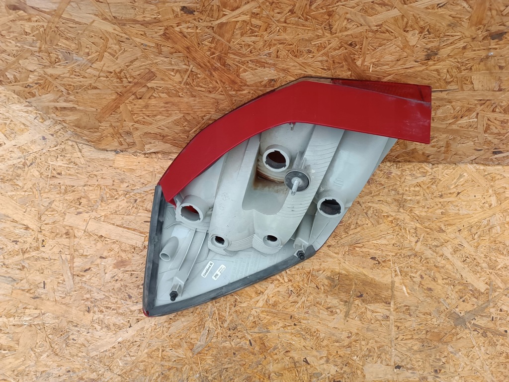 фото №15, 5j6945096 лампа правый задняя w крыло skoda fabia ii lift hb