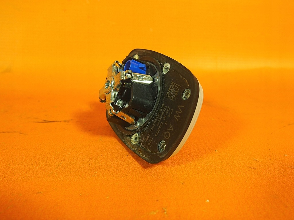 фото №10, Audi a3 s3 8v антенна кровельная gps 8v0035503ag ls9r