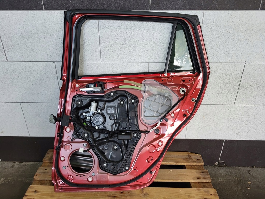 фото №16, Mazda 6 iii gl gj ii lift kombi дверь правый задняя правое задние 46v od 2018r