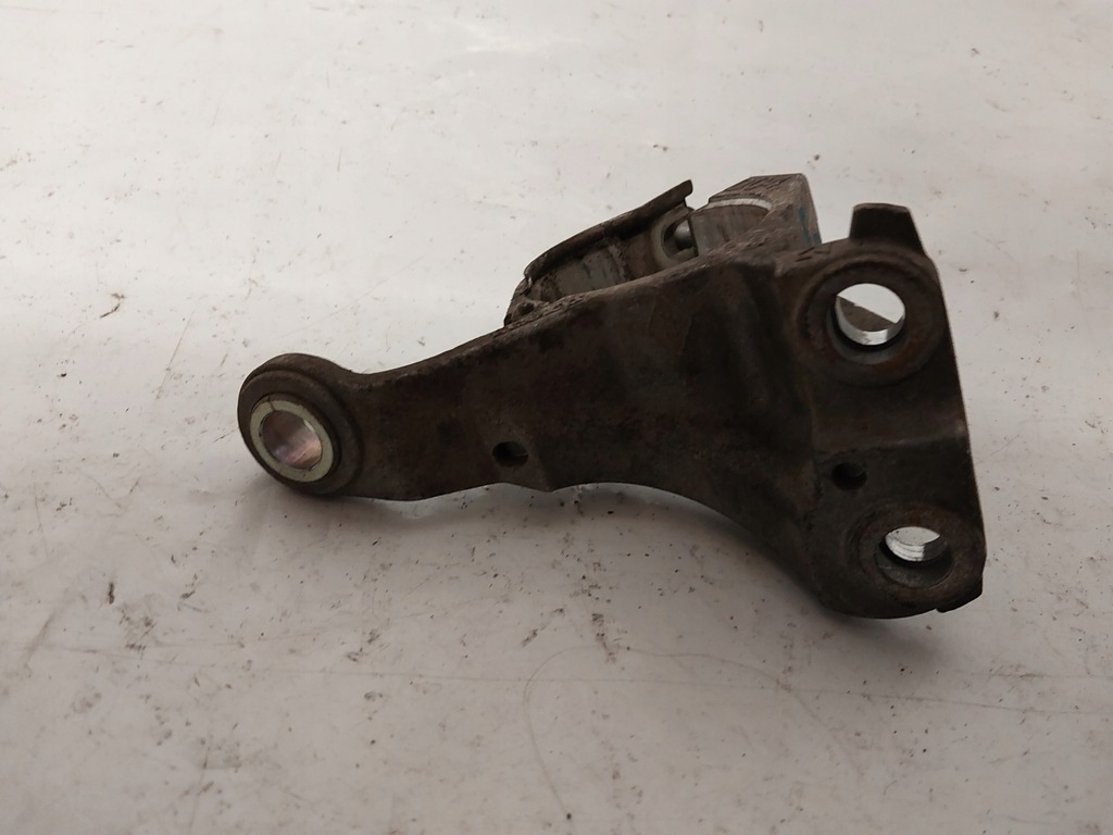 фото №4, Кронштейн опора полуось 1.5 dci renault megane clio iv captur nissan dacia