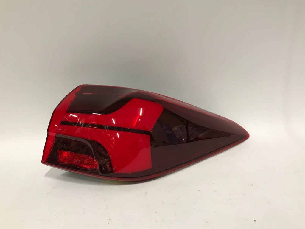 фото №1, Ssangyong rexton ii g4 20- lift лампа задня права led europa