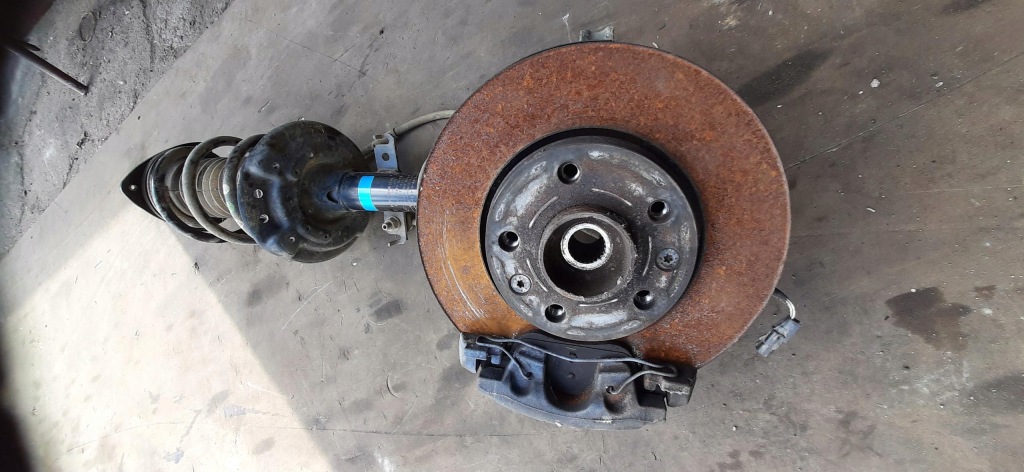 Купить Амортизационная стойка левый перед поворотный кулак ступица амортизатор citan ii w420 543021842r