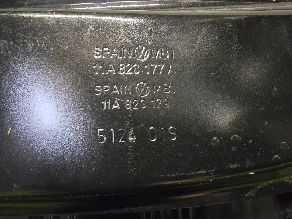 Капот крышка двигателя vw id4 Доставка