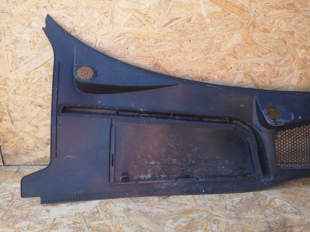 фото №6, Audi a4 b9 жабо верхний 8w1819403