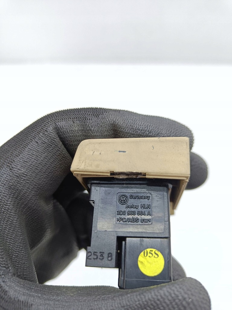 фото №8, Volkswagen phaeton 2006 переключатели подогрев сидений