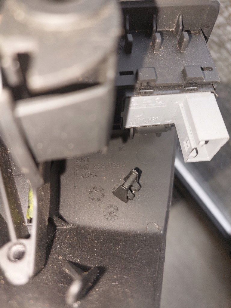 фото №6, Volkswagen golf plus ручка двері задніх 5m0868039a