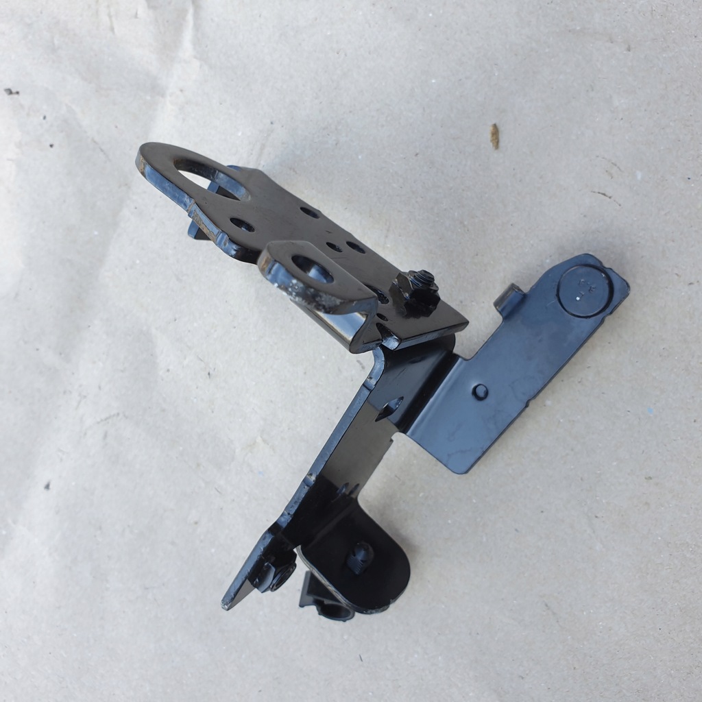 фото №8, Кронштейн кронштейн электропроводка volvo xc90 ii 2.0 xc40