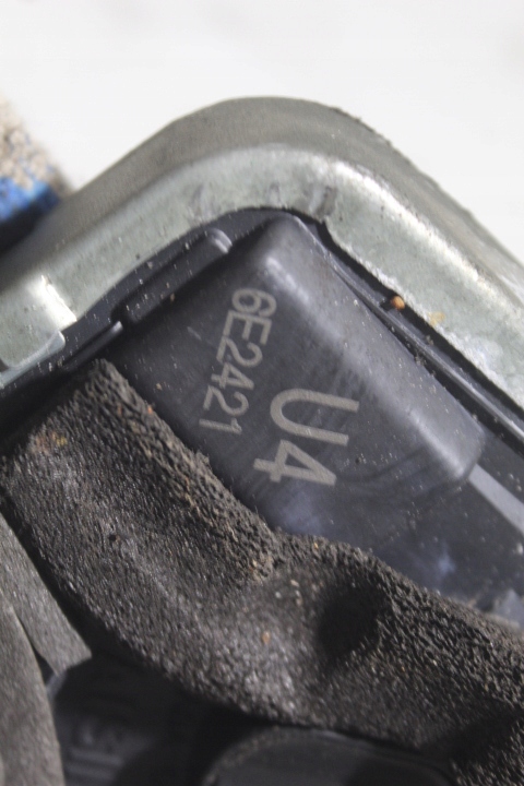 фото №4, Замок правий задня двері lexus is ii 220