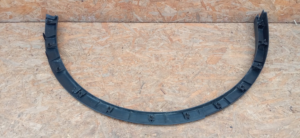 фото №11, Tesla model y 22- молдинг крыла правый задняя правая задняя 1658698-00-a