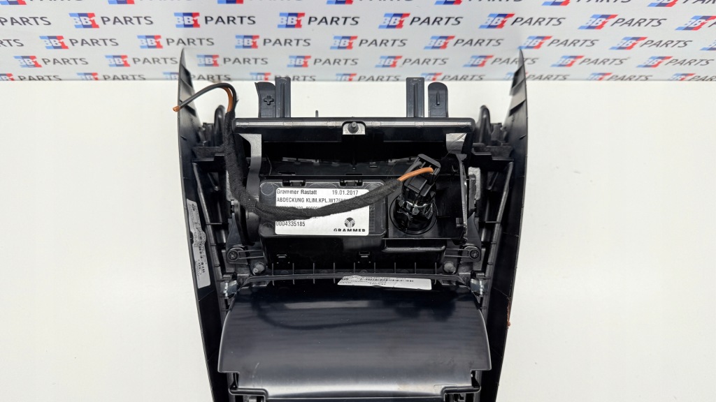 Mercedes w156 w176 gla бардачок тунель декоративна тримачі на напої  a1766809700 Ціна