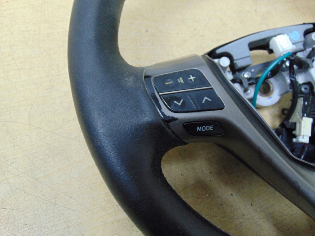 фото №6, Воздуховод toyota avensis t27 кожа мультифункция