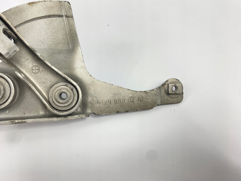Петля капот крышки mercedes w140 c140 r129 sl правый 1298800228 1298870274 в Украине