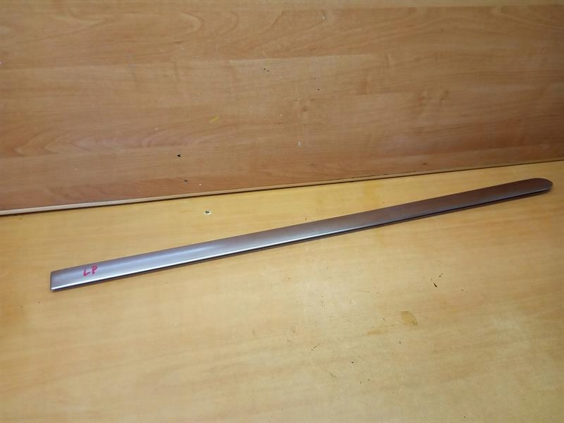 фото №1, Молдинг двері ліва передня toyota avensis verso