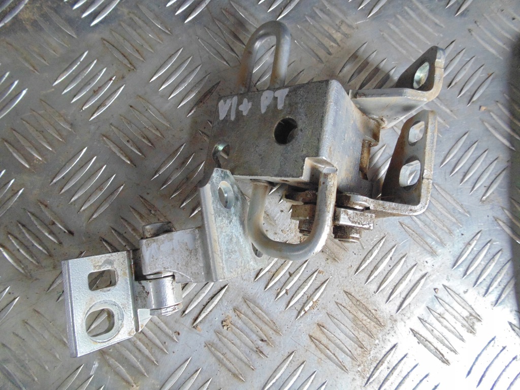 фото №1, Петли дверь правый задняя la7w vw golf vi plus