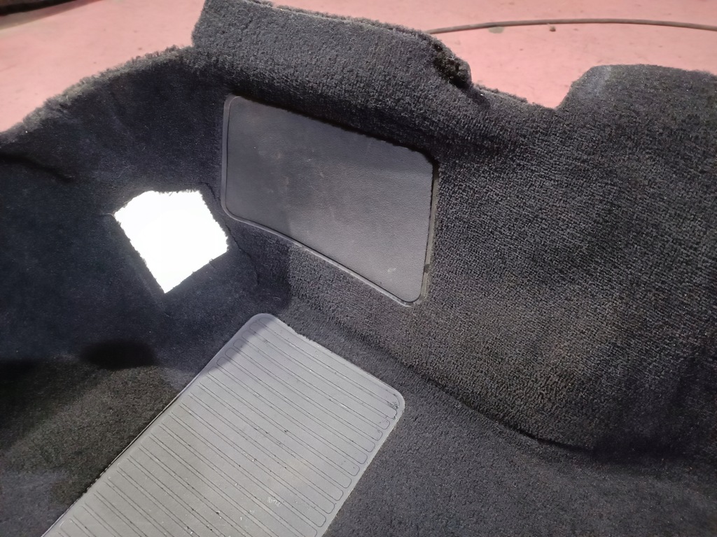 фото №5, Коврик обшивка левый перед chevrolet corvette c5