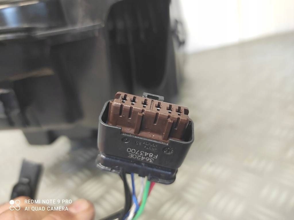 Бак насос рідина adblue citroen berlingo iv fiat doblo 3 9832421480 Недорого