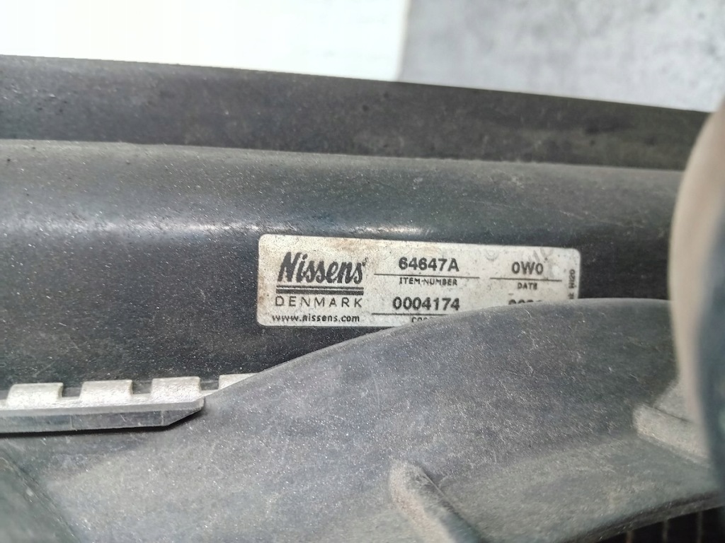 Купити Радіатор води з вентилятор corolla verso 1 16363-0g060-a 16363-0g050