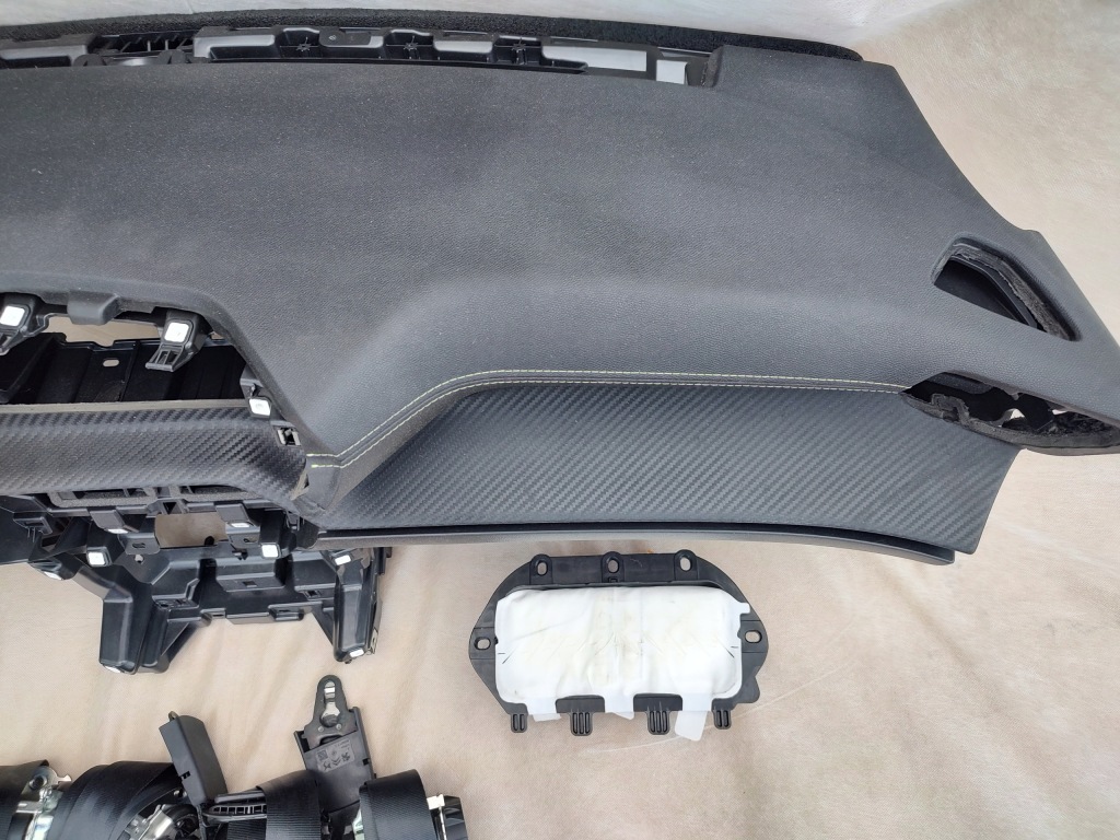 фото №5, Peugeot 208 ii gt новый model консоль подушка безопасности ремни