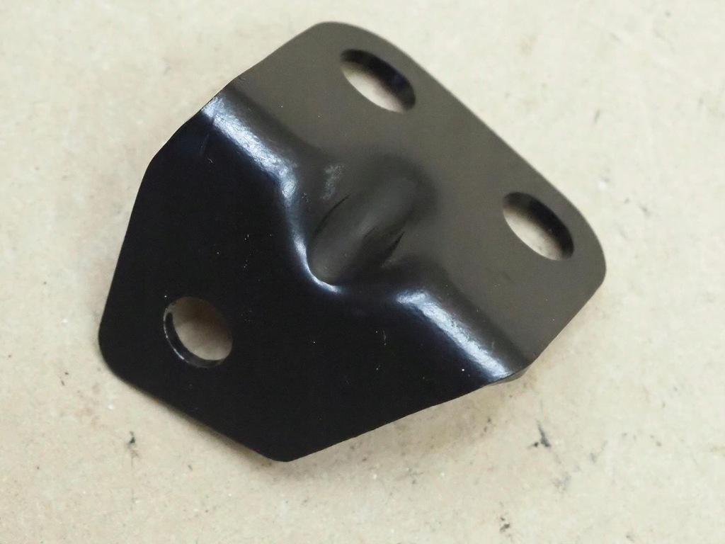 фото №11, Кронштейн audi r8 420 805 334