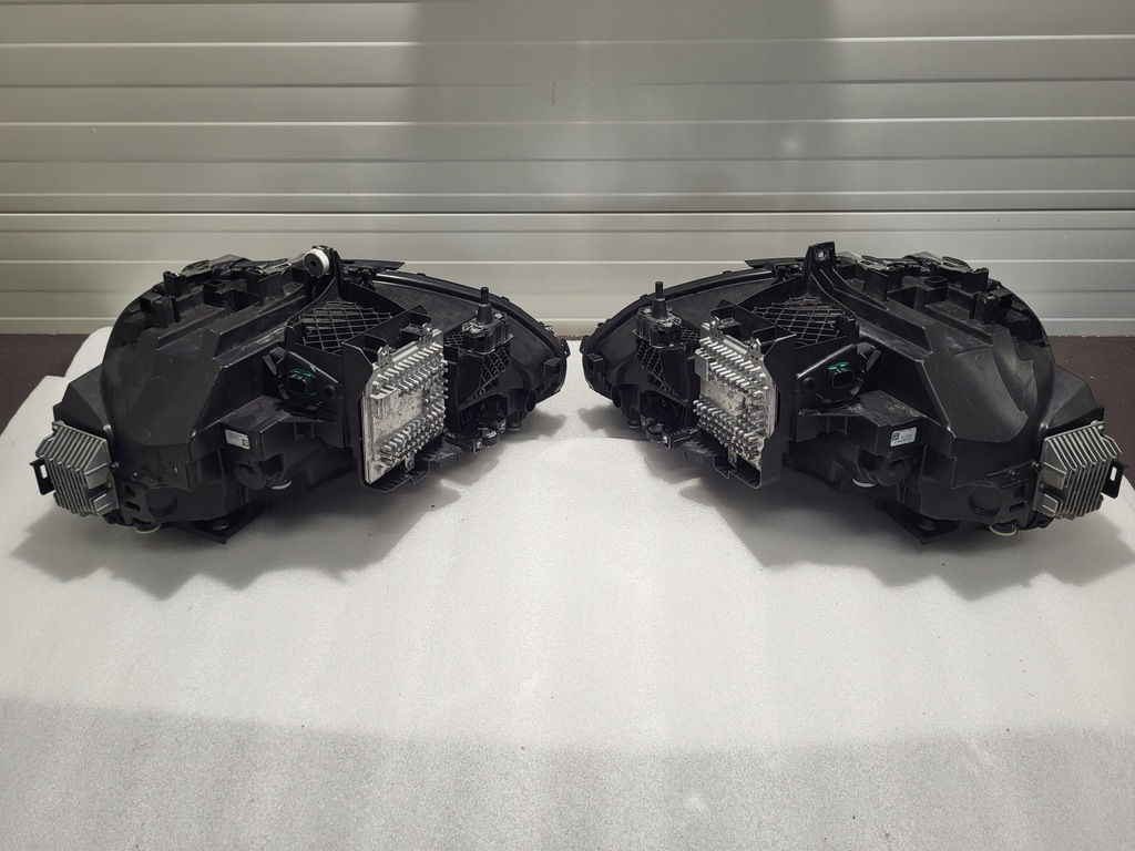 фото №8, Bmw 2 g42 full led золотий комплект лампа передніх 5a320f3 / 5a320f4