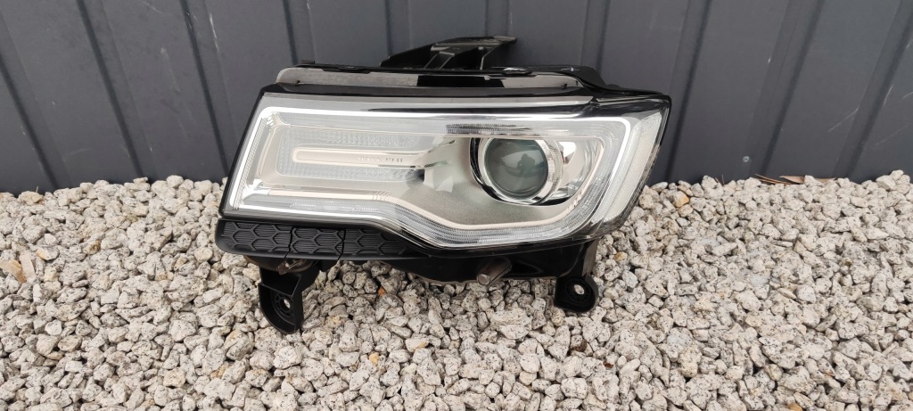 Купить Jeep grand cherokee wk2 2013 2014 2015 2016 фара ксенон led левая