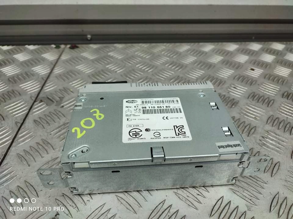 фото №1, Peugeot 208 радио заводской