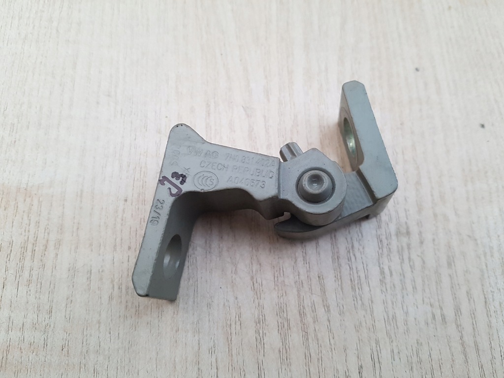 фото №11, Петля дверь правый перед volkswagen passat b8 sharan ii skoda octavia iii