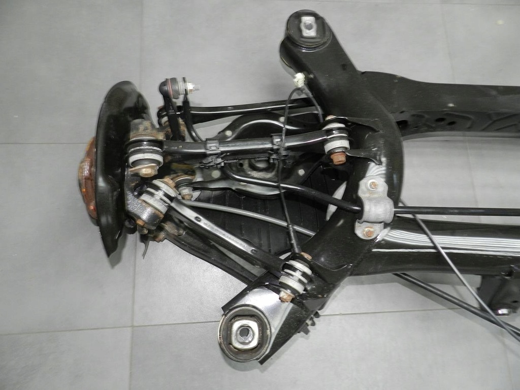 фото №6, Bmw 1 f20 118xd поворотный кулак подвеска задняя рычаги