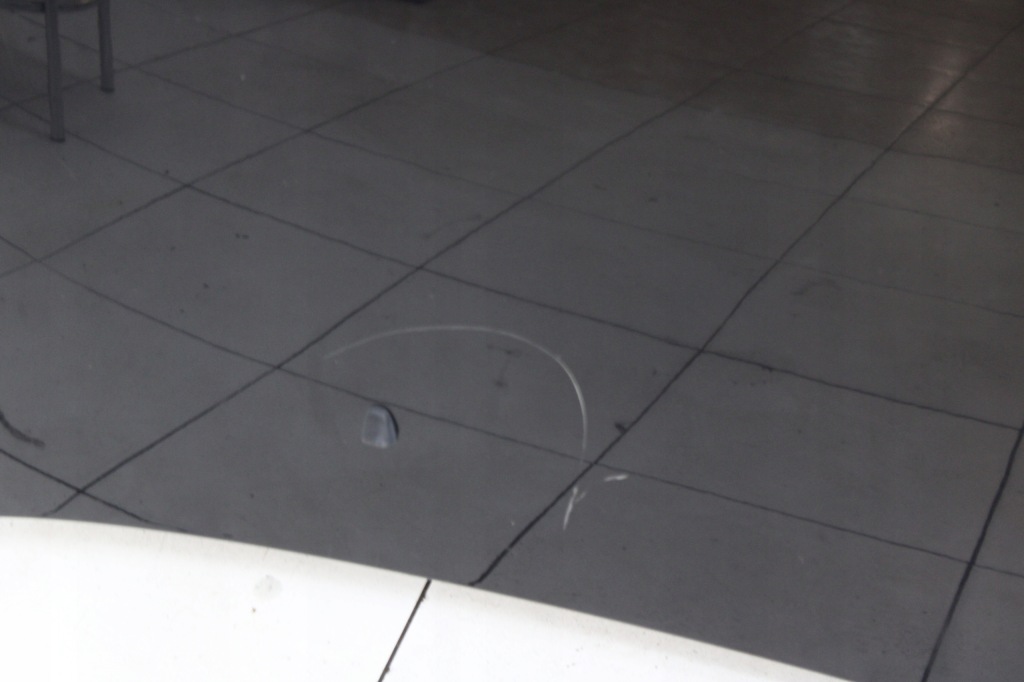 Купить Volvo c70 2 06r- капот крышка двигателя 452