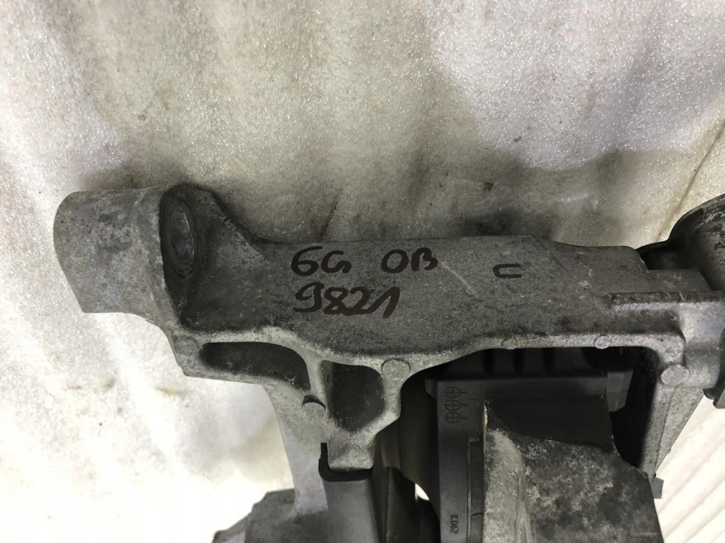 фото №8, Кронштейн подушка двигателя mazda 6 gj 2.2