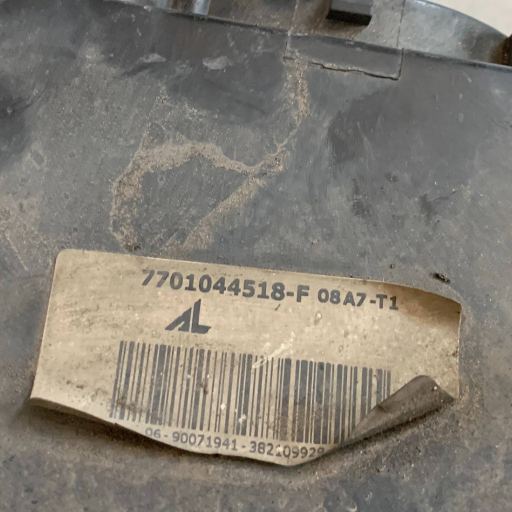 фото №7, Лампа передня ліва пошкоджені тримачі 7701044518 renault master ii