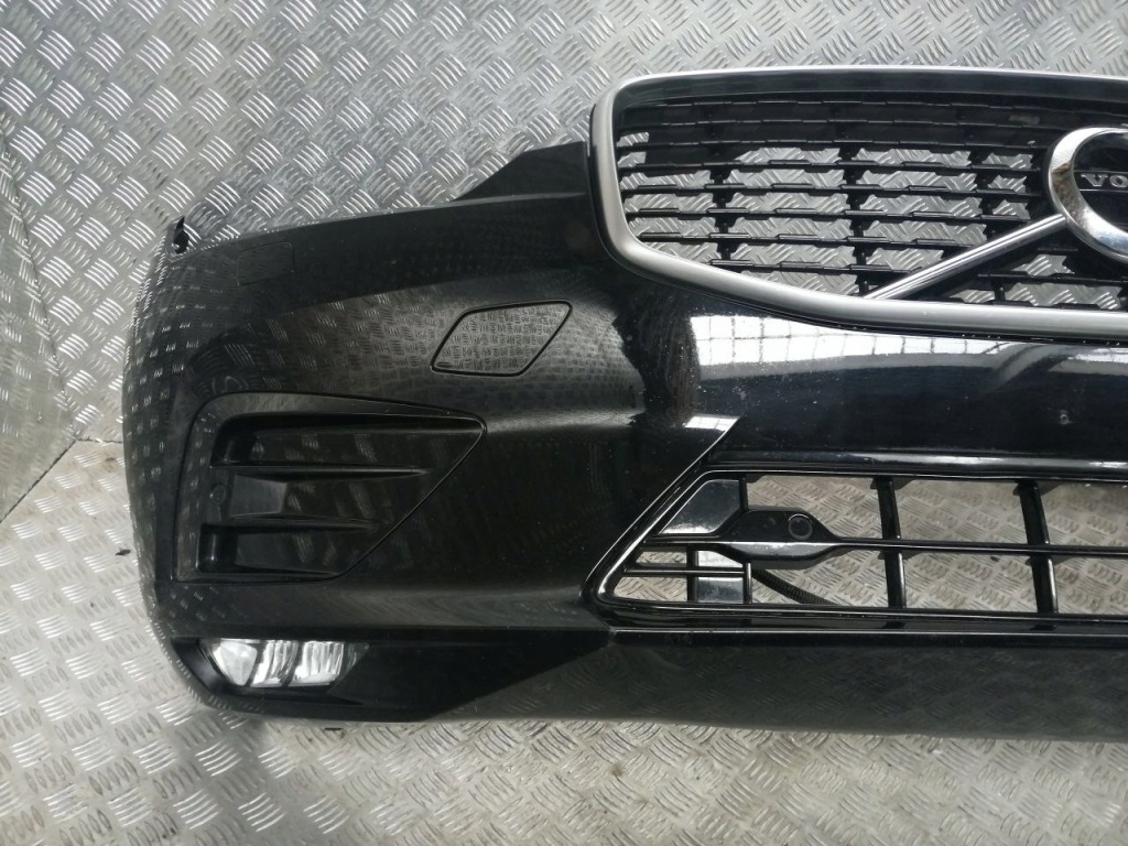 фото №4, Бампер передній r-design 4 pdc 717 volvo xc60 ii