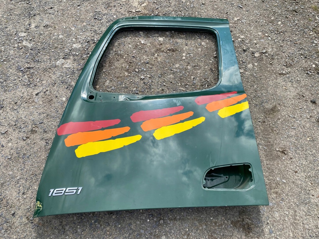 Mercedes 960 actros mp4 подовжувач двері ліва 9607200901 оригінал Ціна