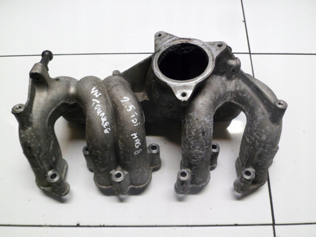 фото №1, Vw touareg 2.5tdi коллектор впускной  070129713p