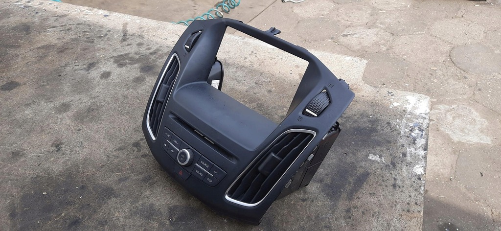 фото №3, Рамка радио защита панель управление ford focus mk3 lift f1et18k811hc