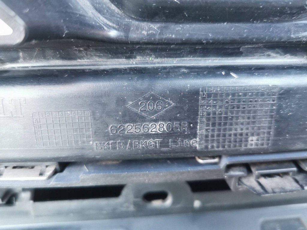 фото №15, Бампер, решётка радиатора, решётка радиатора, решётки renault megane iv przed lift 173.