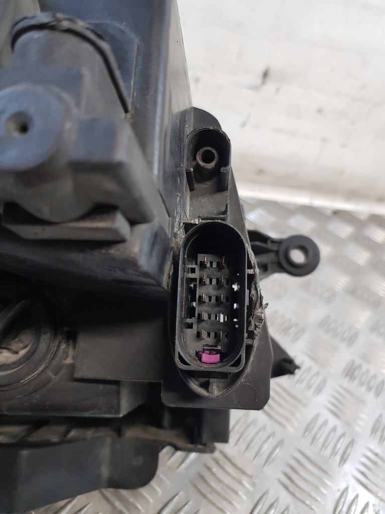 фото №10, Лампа ліва перед 1t1941005r vw touran i lift 07r- europa