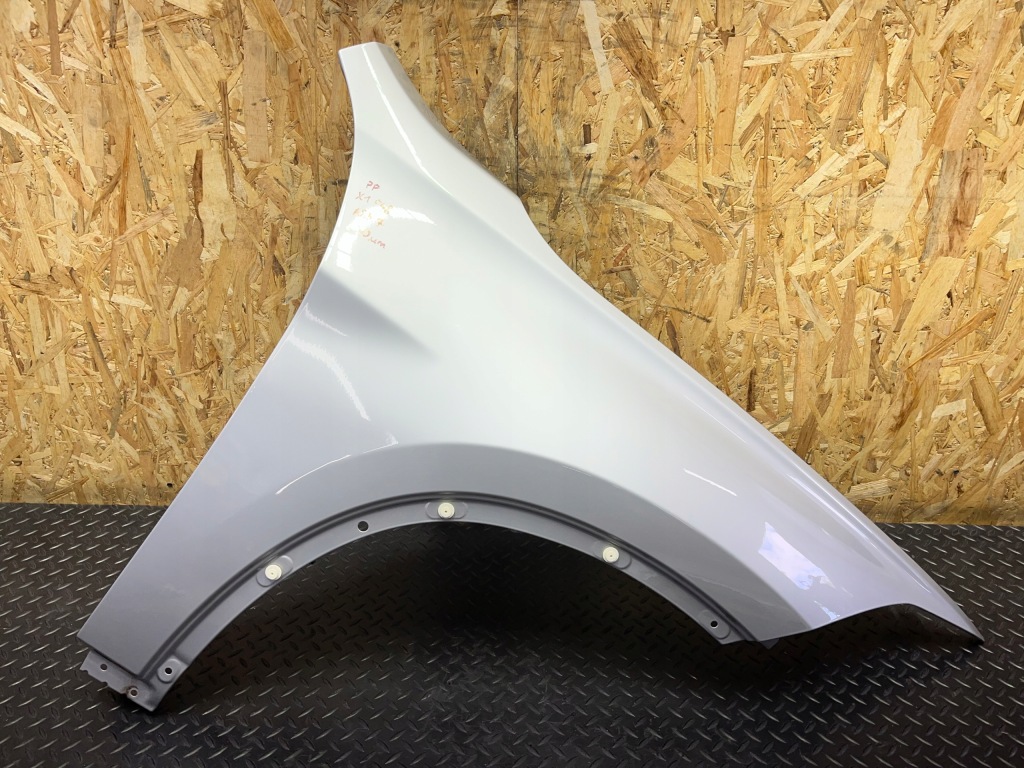 фото №1, Крила правий передній bmw f48 glacier silver mataliic a83/7