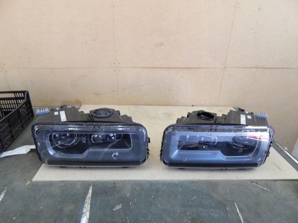 Rolls royce cullinan laser фара правая передняя правый  перед 63.11-8498332 с Разборки