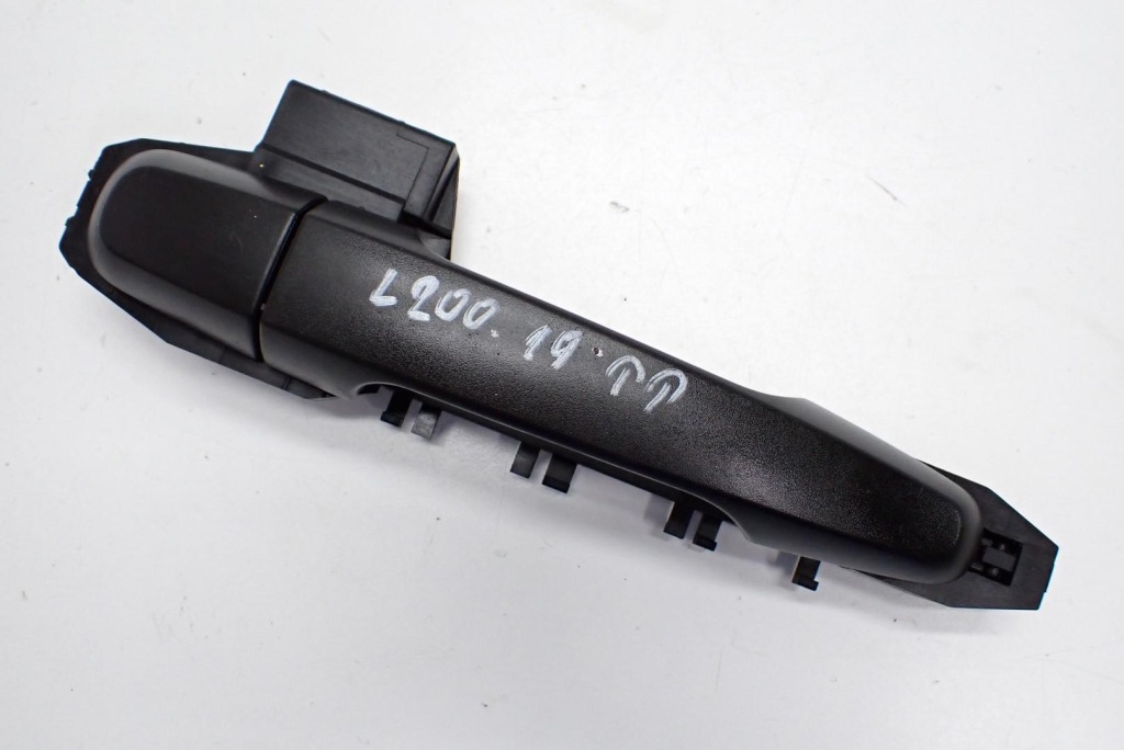 фото №1, Ручка наружная правый перед europa mitsubishi l200 v 19r