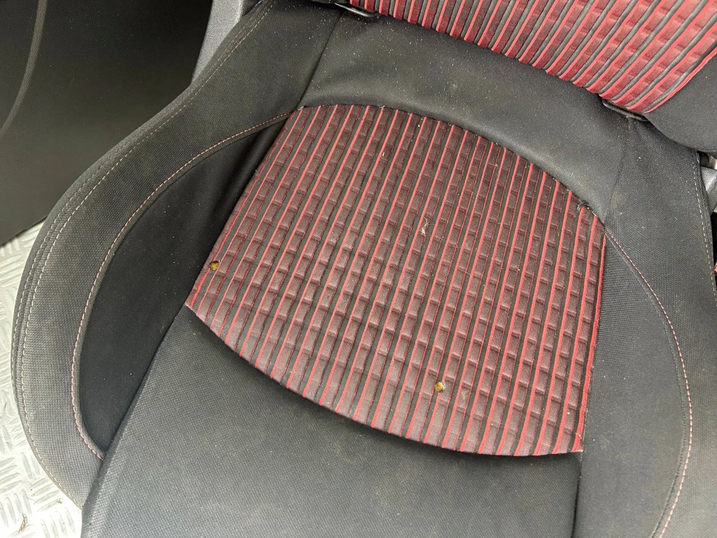 фото №4, Сидіння сидіння заднє сидіння обшивки комплект alfa romeo mito