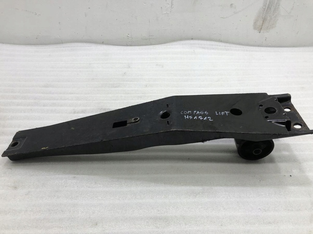 фото №9, Кронштейн подушка двигателя jeep compass i lift 2.2