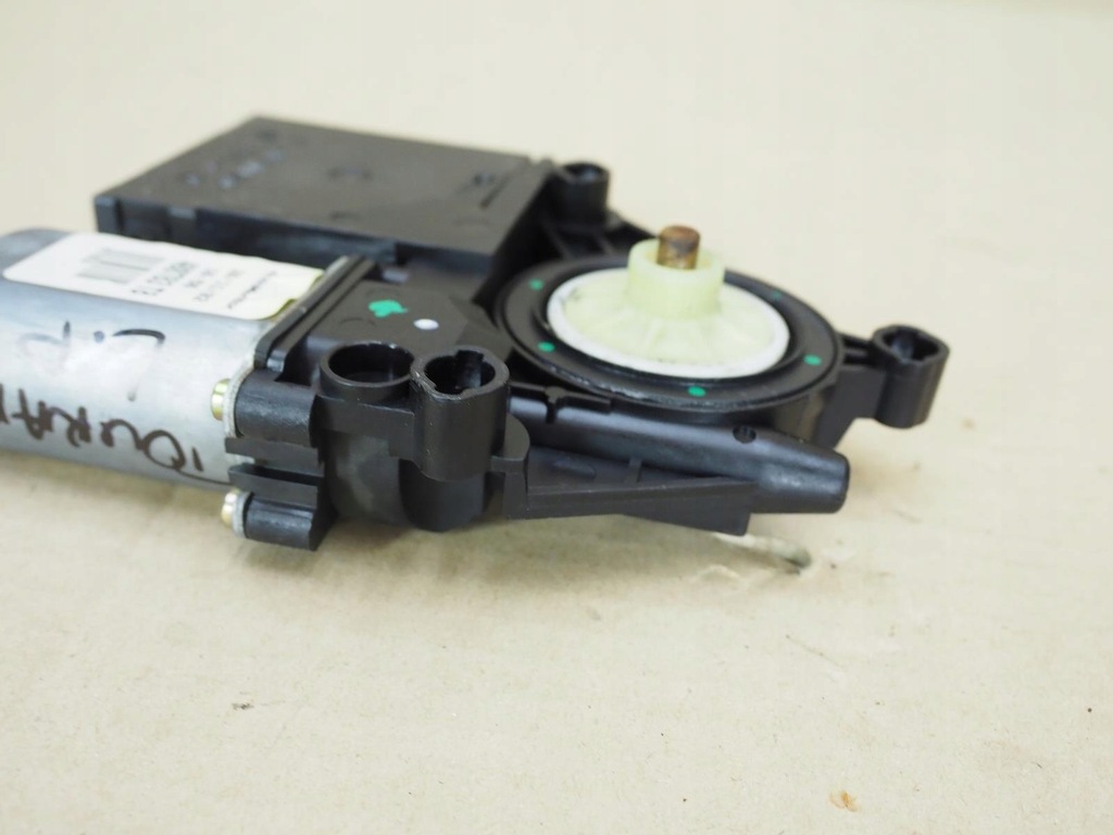 фото №10, Vw golf vi моторчик скло лівий перед 1k0959793b