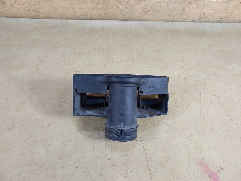 фото №1, Leon ii впуск воздуха 1k0805962