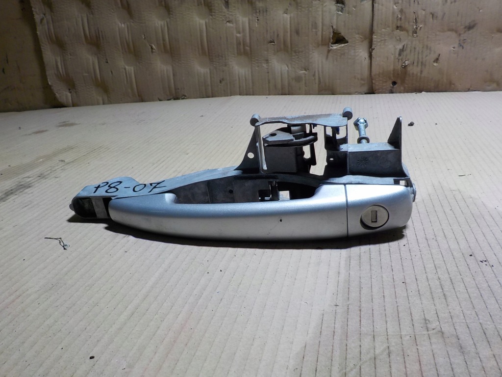 фото №3, Peugeot 308 ручка дверь левый перед