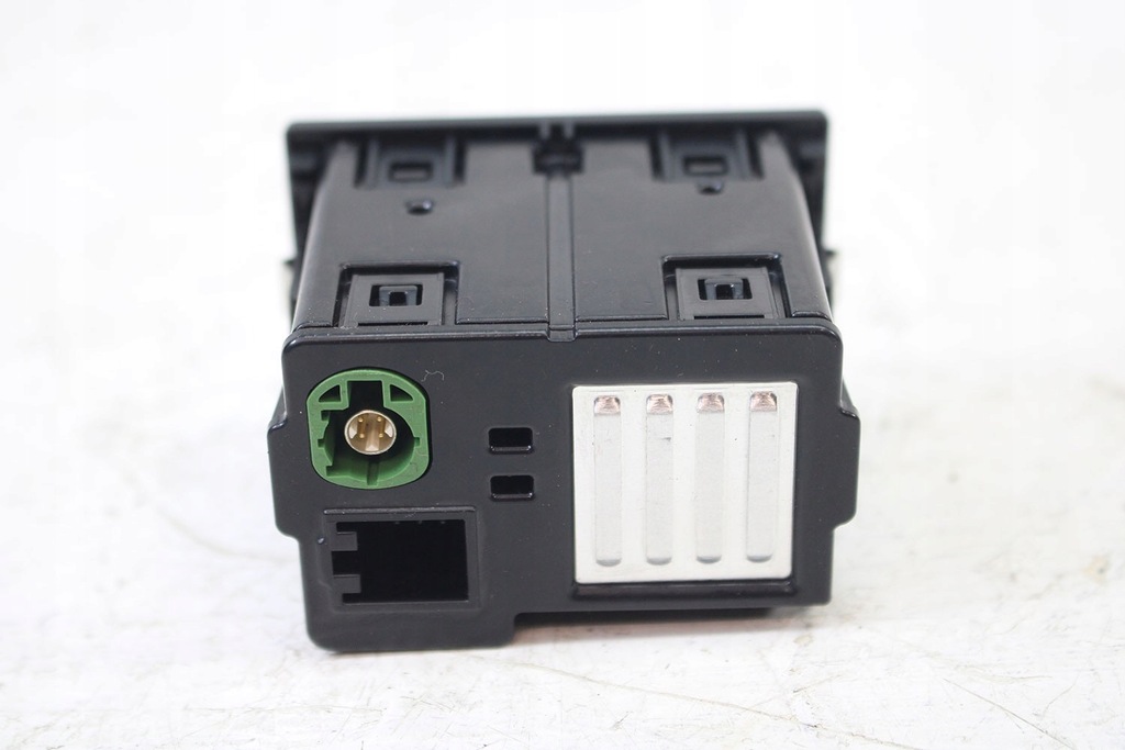 фото №13, Audi a6 port usb роз'єм 81a035736 81a 035 736 роз'єм usb aux 4g c7 a7