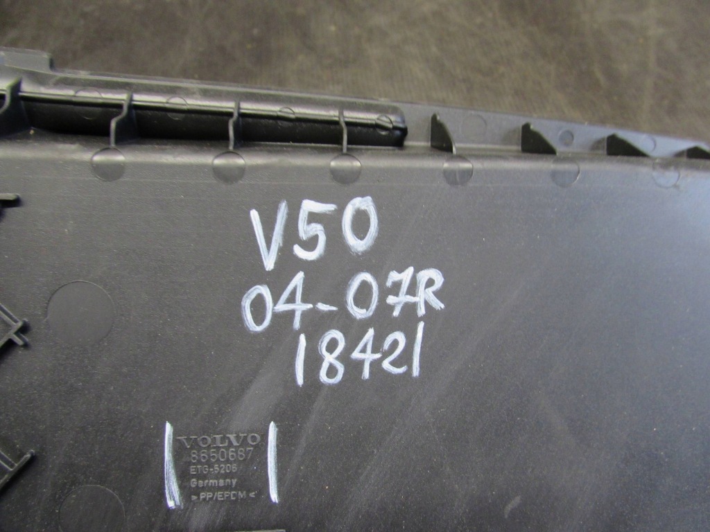 фото №6, Гумовий елемент вкладиш підлокітник volvo v50 04-07r 8650687