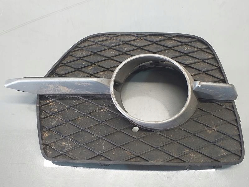 фото №1, Решётка бампера правая bmw