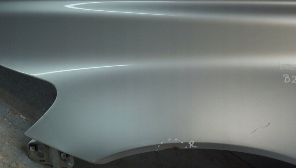 фото №7, Volvo s40 ii / v50 крыло левый перед 426 b2341